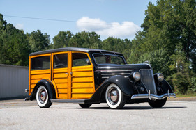 Ford V-8 Station Wagon Custom (1936) - Lot 240 an der RM/Sotheby's Hershey Versteigerung vom 4./5. Oktober 2023