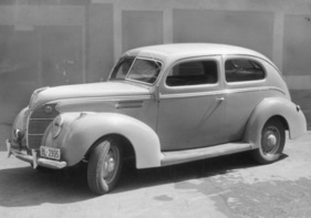 Ford V8 (1939) - optisch nahe am Buckeltaunus