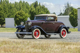 Ford V8 Model 18 Deluxe Roadster (1932) - als Lot 095 angeboten an der Bonhams Quail Versteigerung am 19. August 2022