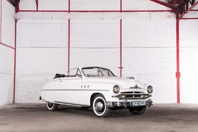 Ford Vedette Cabriolet (1952) - als Lot 29 angeboten an der Artcurial "On the Road" Versteigerung am 9. Oktober 2016