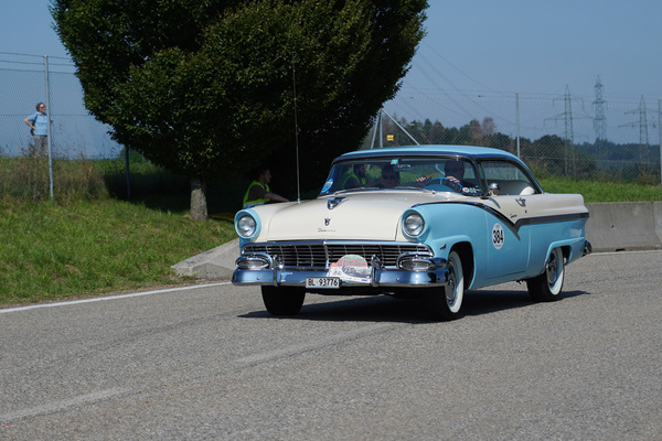 Ford Victoria Fairlane (1954) - Oldtimer Grand Prix Safenwil 2019