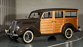 Ford _Woodie_ De Luxe Station Wagon (1937) - als Lot 122 an der Broad Arrow “The Academy of Art University Collection” San Francisco Auction 2025