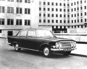 Ford Zodiac (1963) - in der dritten Generation setzte sich der Zodiac optisch stärker vom Zephyr ab als vorher