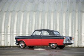 Ford Zodiac Convertible Mark II (1962) - die Linie leidet unter dem Faltdach nicht Ford Zodiac Convertible Mark II (1962) - die Linie leidet unter dem Faltdach nicht