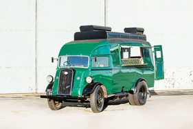Fordson 7V Box Van (1949) - als Lot 367 an der Bonhams MPH Bicester Heritage Versteigerung am 11. Dezember 2020