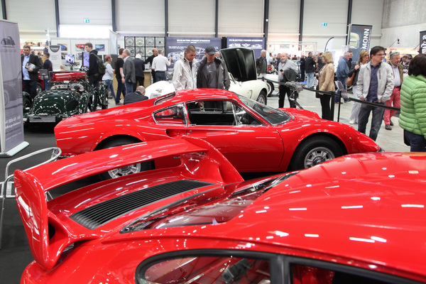 Form oder Flügel? Dino 246 GT und Porsche 993 bei Lutziger Classic Cars - Swiss Classic World Luzern 2019