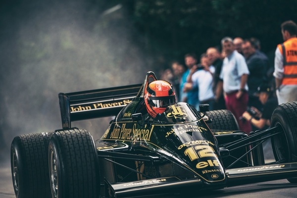 Image: Formula 1 in action on the Goodwood hillclimb circuit at the Festival of Speed