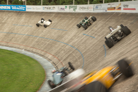 Formel-Rennwagen auf dem Rundkurs - Indianapolis Oerlikon 2024