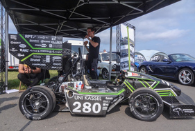 Formel Student Modell 2016 der Uni Kassel - Historisches Flugplatzrennen Kassel Calden