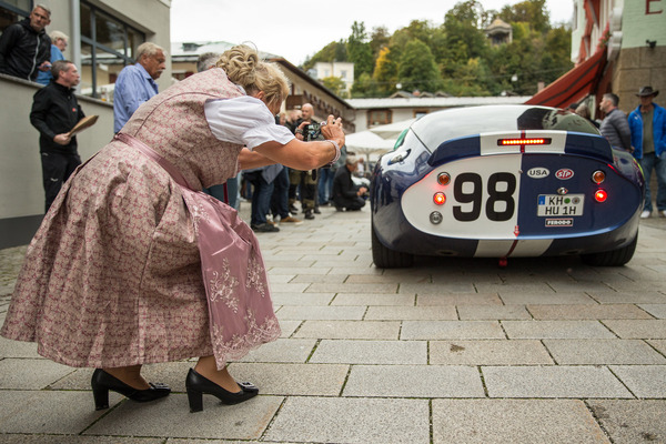 Fotografen im Dirndl, oder ...