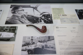 Fotos aus Frischs Autoleben und natürlich die Pfeife Fotos aus Frischs Autoleben und natürlich die Pfeife