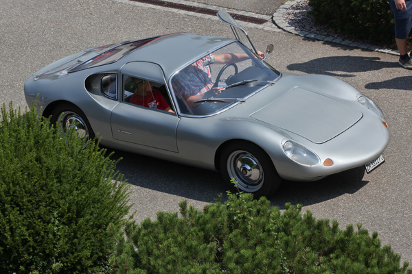 Bild Frage an die Kenner - worum handelt es sich bei dem Kunststoff-Sportwagen, der auf dem Fahrgestell eines 356 basiert? - Porsche Classic Day 2018 in Schinznach-Bad