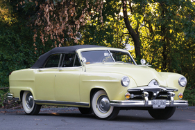 Frazer Manhattan Convertible (1951) - als Lot 180 an der RM Auction Hershey vom 9./10. Oktober 2014