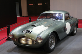 Frazer Nash Le Mans Coupé (1955) - gehörte einst Kitty Maurice, nahm 1959 bei den 24 Stunden von Le Mans teil - Sonderschau "Une femme, une collection" - Rétromobile Paris 2016