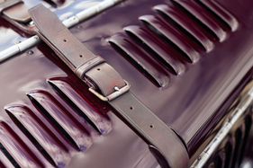 Frazer Nash TT Replica (1937) – Die Motorhaube wurde 2004 ersetzt
