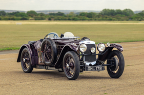 Frazer Nash TT Replica (1937) – Maroon ist die originale Farbe bei der Auslieferung