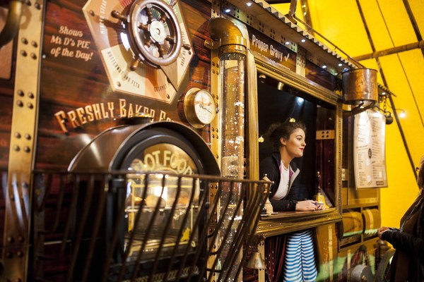 Frische Brötchen - Impressionen vom Goodwood Members' Meeting 2017