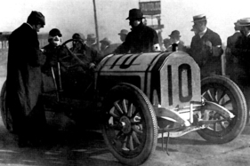 Fritz von Opel, hier vor dem Start, wurde 21