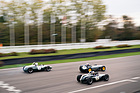 Bild: Front- gegen Heckmotor-Formel-1-Autos - Cooper gegen Lotus