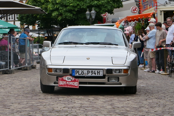 Frontmotor, Getriebe hinten. 2,5 Liter mit 163 PS. Sehr schön erhaltener Porsche 944 von 1986 – Einbecker Oldtimertage 2025