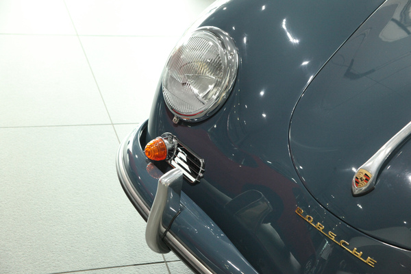 Frontscheinwerfer Porsche 356 - Porsche-Center Schlieren Service & Classic Day 2015