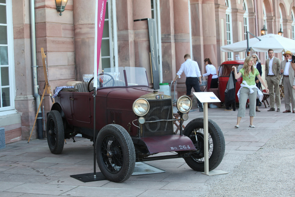 Früher Alfa Romeo, noch mit Vierzylindermotor - Classic-Gala Schwetzingen 2018