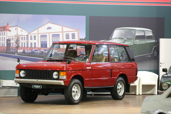 Früher Range Rover auf dem Stand von Emil Frey Classic - Swiss Classic World Luzern 2019