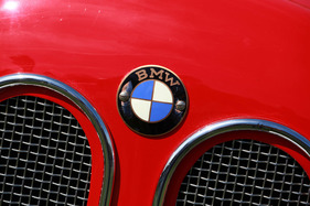 Frühwerk mit Niere - Close-up des BMW-Ihle Roadster.