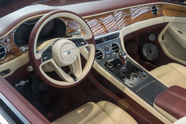 Fühlt man mal kurz dem Zahn der Zeit auf den Grund, …