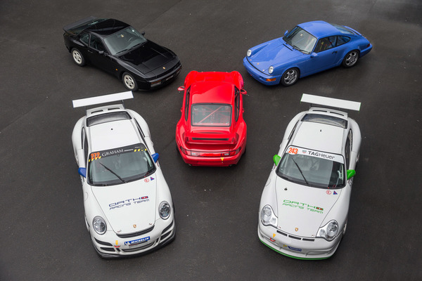 Fünf Cup-Porsche zusammen - 944 Turbo, 964, 993, 996 und 997