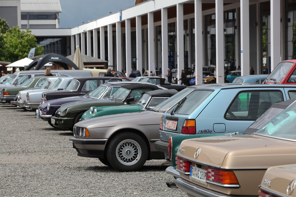 Fünfziger- bis Neunzigerjahre wild durcheinander - Motorworld Classics Bodensee 2019