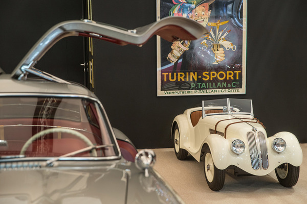 Für den Nachwuchs den BMW 328 im Kelinformat - Rétromobile Paris 2020