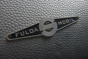 Fuldamobil N-2 (1953) - Markenzeichen