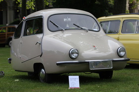 Fuldamobil S4 (1956) - Kleinstfahrzeuge anlässlich des Concorso d'Eleganza Villa d'Este 2012 in der Villa d'Erba