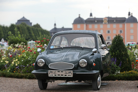 Fuldamobil S6 (1960) - zwei Räder vorne, eines hinten - Classic-Gala Schwetzingen 2017
