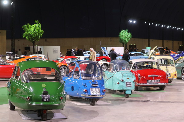 Fuldamobil Series 7 (1957) - Lot 105 an der Bonhams-Versteigerung "Les Grandes Marques du Monde à Paris" am 1. Februar 2024