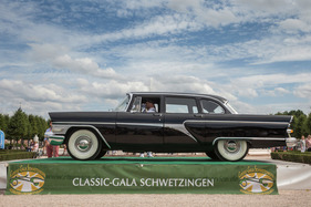 GAZ 13 Tschaika (1969) - Classic-Gala Schwetzingen 2019