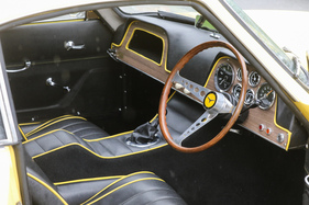 GSM Flamingo GT (1964) - stark geschüsseltes Lenkrad