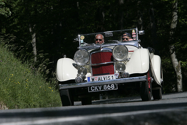 Gaisbergrennen 2011 - Alvis Speed 25 (1937) - den Gaisberg hoch