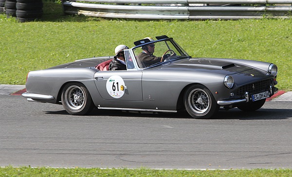 Gaisbergrennen 2011 - Ferrari 250 Pininfarina Cabrio (1962) - auf dem Salzburgring