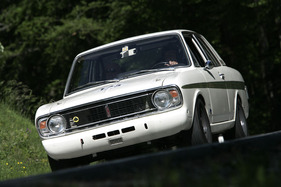 Gaisbergrennen 2011 - Lotus Ford Cortina Mk 1 (1963) - Jost Wildbolz auf dem Weg zum Gaisberg