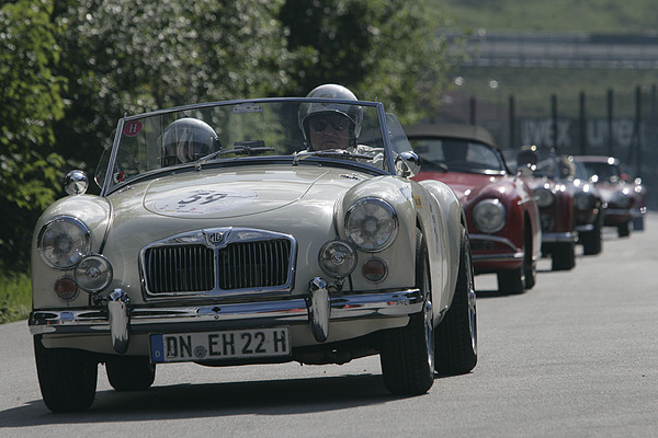 Gaisbergrennen 2011 - MG A 1600 MK II Luxe (1962) - Bereitmachen zum Start auf dem Salzburgring