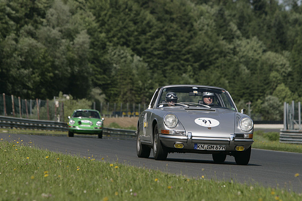 Gaisbergrennen 2011 - Porsche 911 Targa Softwindow (1967) - luftig unterwegs auf dem Salzburgring