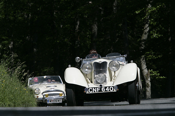 Gaisbergrennen 2011 - Riley Sprite (1935) - Klaus Wildbolz in lockerer Fahrt zum Gaisberg