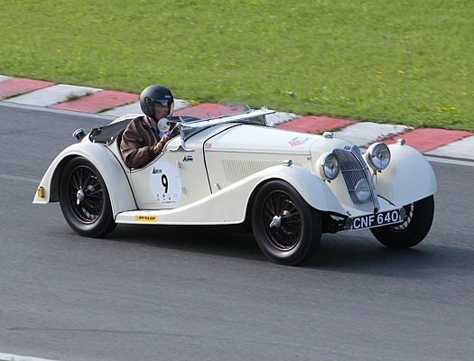 Gaisbergrennen 2011 - Riley Sprite (1936) - Klaus Wildbolz in entspannter Fahrt auf dem Salzburgring