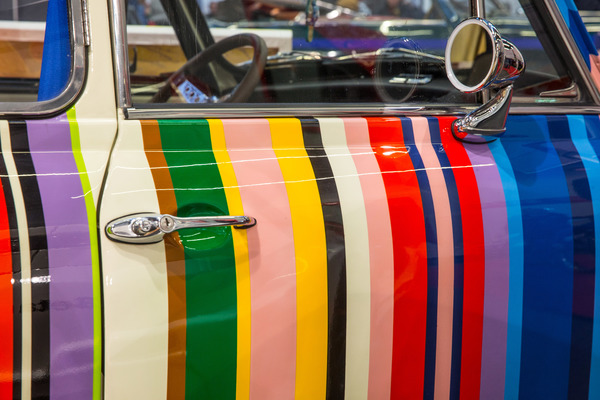 Ganz schön bunt dieser Mini - Retro Classics Stuttgart 2017