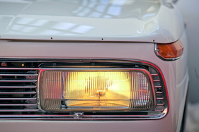 Ganz schön gelb, diese Scheinwerfer - Motorworld Classics Berlin 2018