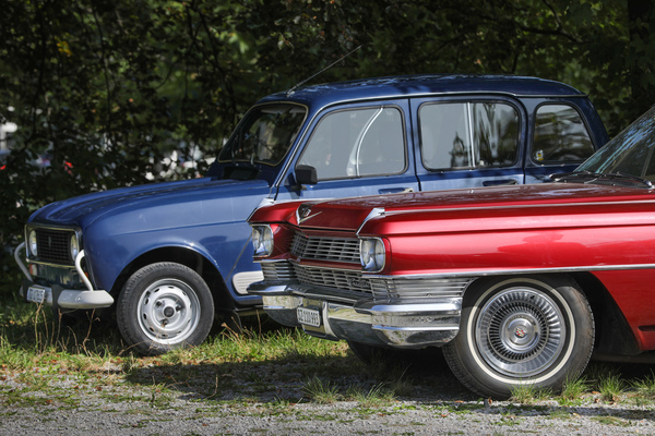 Gegensätzlicher geht es kaum – Albisgütli Classic Cars & Bikes Oktober 2023