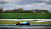 Bild: Geier war bei nassem Wetter superschnell - Boss GP