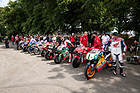 Generationentreffen: Alte Haudegen und junge Hüpfer im Feld der Moto-GP-Legenden – Goodwood Festival of Speed 2023